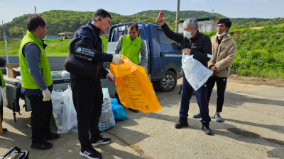 월곶자치회, 외국인에게 분리수거 교육... 텃밭 체험도