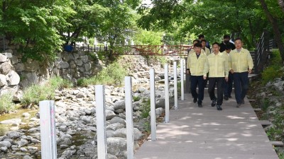 백운계곡 불법 시설물 강제 철거... 하천 등 집중 점검