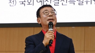 “일하고 싶습니다” 홍철호 위원장, 총선 출마선언... 세 과시 제대로 보인 김포을 전진대회