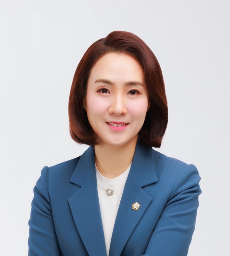 01-1 정영혜 의원 사진.jpg