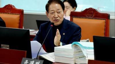 윤재영 도의원, “백자 세트가 3,000원?”... 부실하고 나태한 한국도자재단 온라인 쇼핑몰 운영 질타