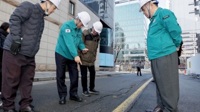 이동환 고양시장, 일산동구 이면도로 균열현장 긴급 점검