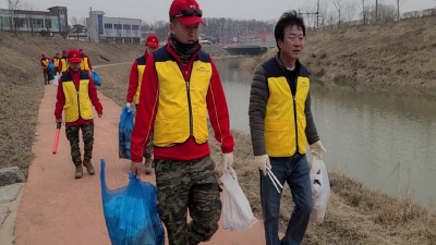 김포청년희망연대, 해병2사단ㆍ제2군사경찰대와 나진천 일대 환경정화활동 구슬땀