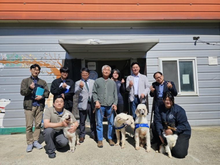 240517 김재훈 의원, 장애인 도우미견 보급 활성화를 위해 한국장애인도우미견협회 시설 방문 (1) (1).jpg