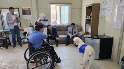 김재훈 도의원, “장애인 도우미견 보급 위해 보조견 지원센터 설립 시급”