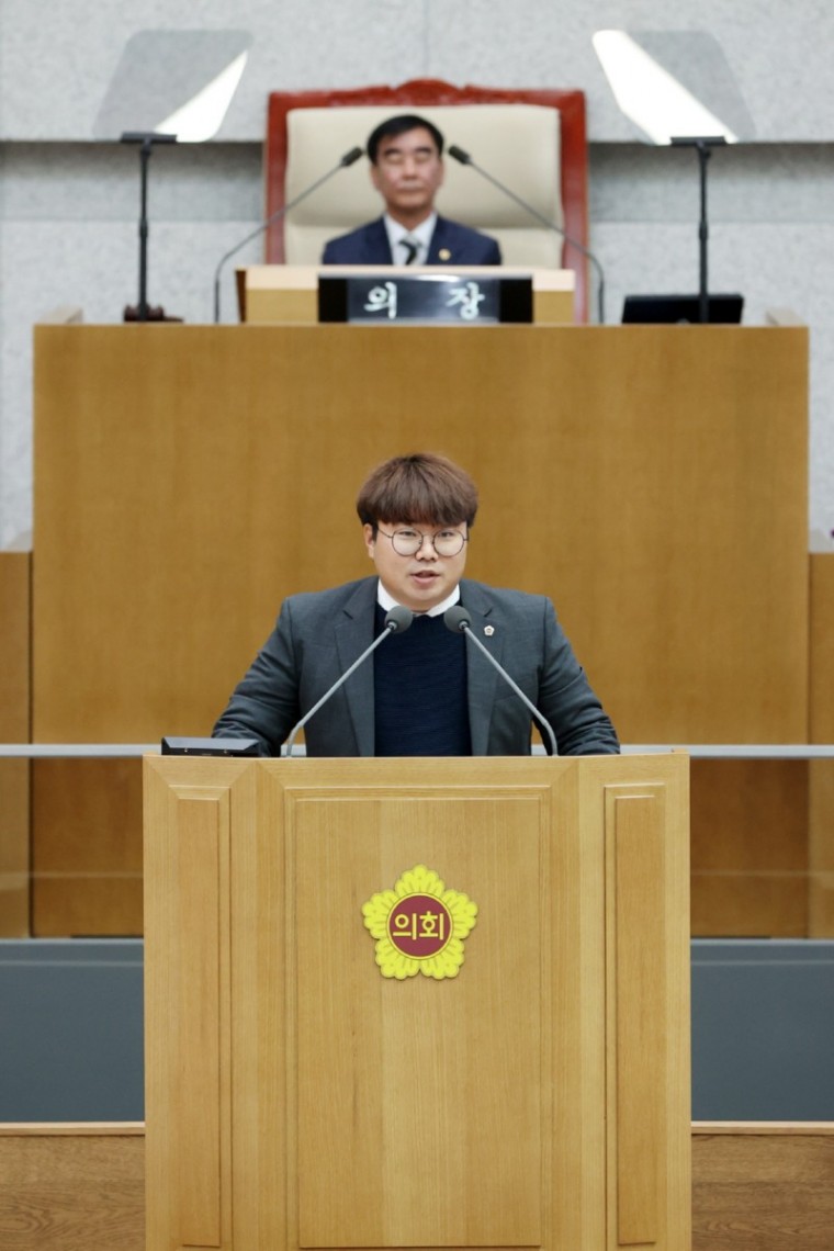 240613 유호준 의원, 도민들이 부끄러워하는 경기도의회, 자화자찬보다 사과가 먼저 (1).jpg