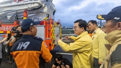 김동연 도지사, 침수된 평택 세교 지하차도 찾아 복구 현황 살펴