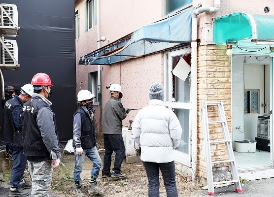 1. 파주시, 용주골 불법건축물 4개동 강제철거, 중단없는 과감한 행정대집행 추진(2023-11-22-용주골 행정대집행).jpg